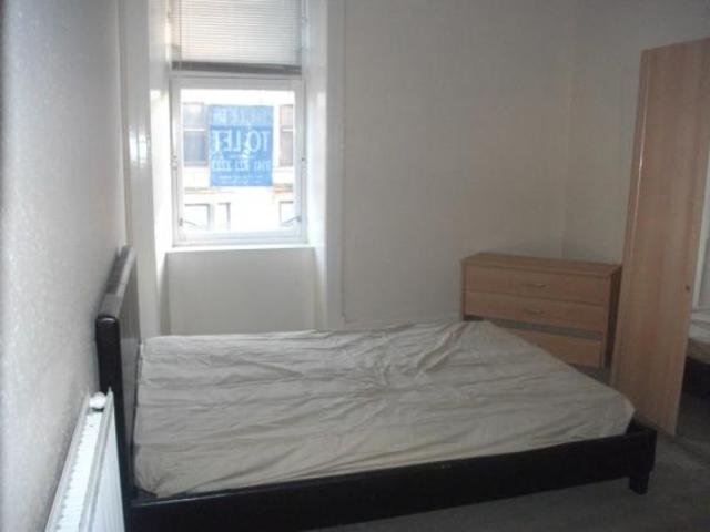  Image of 2 bedroom Flat to rent in Preston Street Glasgow G42 at Govanhill Glasgow Glasgow, G42 7PR