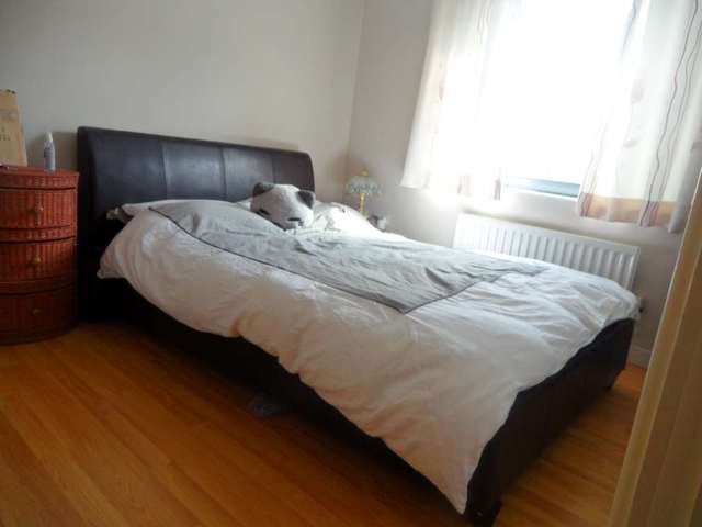  Image of 1 bedroom Flat to rent in Spring Place Barking IG11 at Rill Court  Barking, IG11 7GJ