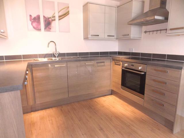  Image of 2 bedroom Apartment to rent in Seacole Crescent Swindon SN1 at Swindon, SN1 4GP