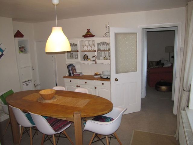  Image of 2 bedroom Cottage to rent in Spring Road Sarisbury Green Southampton SO31 at Spring Road  Southampton, SO31 7FH