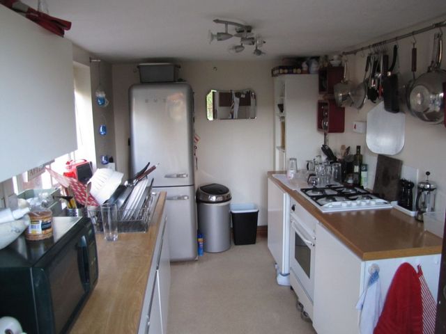  Image of 2 bedroom Cottage to rent in Spring Road Sarisbury Green Southampton SO31 at Spring Road  Southampton, SO31 7FH
