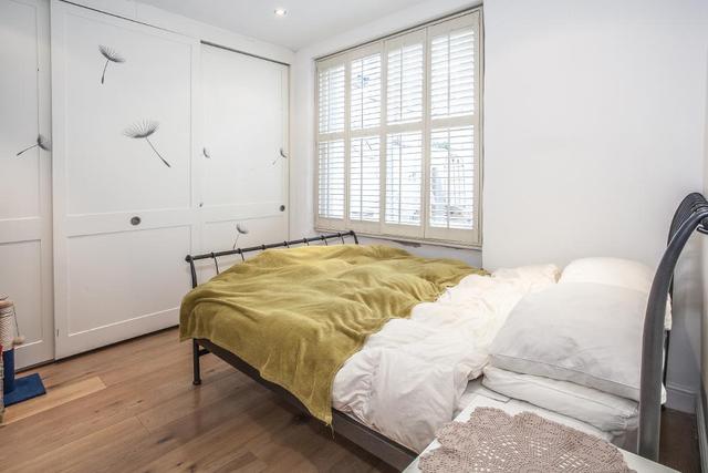  Image of 2 bedroom Flat for sale in Stanlake Road London W12 at Shepherds Bush  London, W12 7HP