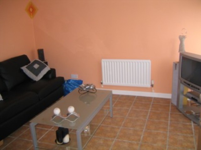  Image of 3 bedroom Town House to rent in Stern Close Barking IG11 at Stern Close Barking Essex, IG11 0XW
