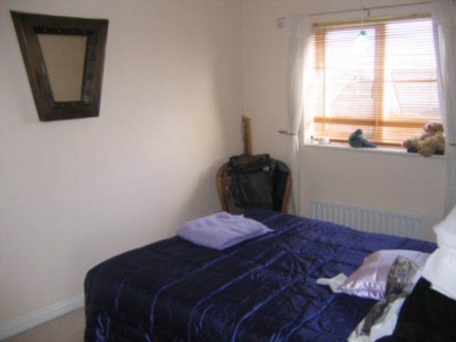  Image of 3 bedroom Town House to rent in Stern Close Barking IG11 at Stern Close Barking Essex, IG11 0XW