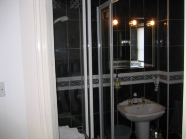  Image of 3 bedroom Town House to rent in Stern Close Barking IG11 at Stern Close Barking Essex, IG11 0XW