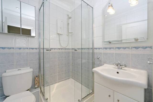  Image of 2 bedroom Flat to rent in Gloucester Terrace London W2 at Swinton House  91 Gloucester Terrace, W2 3HB