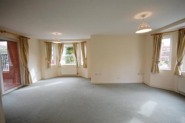  Image of 2 bedroom Apartment to rent in Nelson Court Birkdale Southport PR8 at Birkdale  Southport, PR8 2SH
