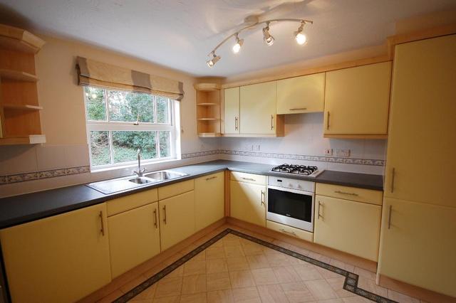  Image of 2 bedroom Apartment to rent in Nelson Court Birkdale Southport PR8 at Birkdale  Southport, PR8 2SH