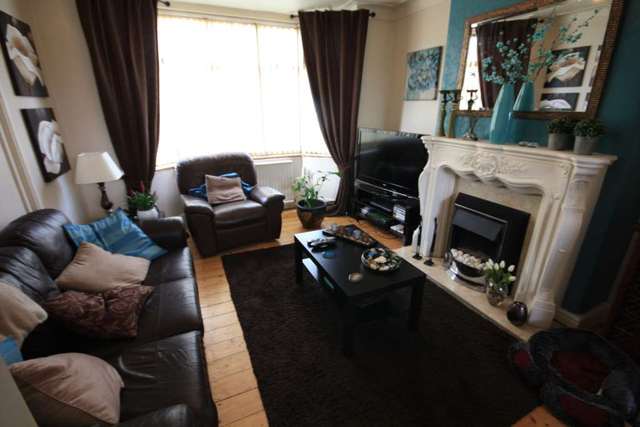  Image of 3 bedroom Semi-Detached house for sale in Vernon Drive Prestwich Manchester M25 at Vernon Drive  Manchester, M25 9RA