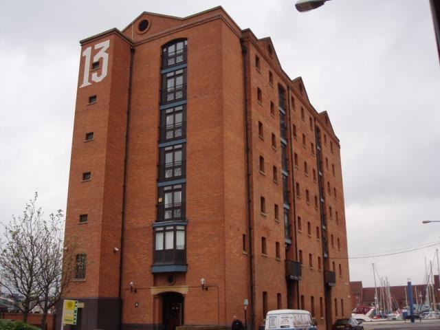  Image of 1 bedroom Apartment to rent in Kingston Street Hull HU1 at Hull Marina  Hull, HU1 2DZ