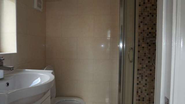  Image of House Share to rent in West Road London E15 at West Road Stratford London, E15 3PX