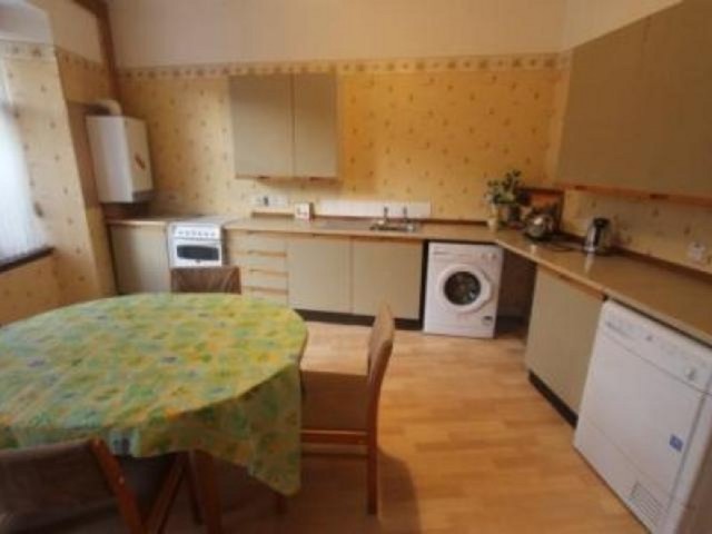  Image of 1 bedroom Flat to rent in Westmuir Street Glasgow G31 at Parkhead Glasgow Glasgow, G31 5BJ