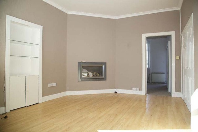  Image of 1 bedroom Flat to rent in Bridge Street Lockerbie DG11 at Lockerbie Dumfries and Galloway Dumfries and Galloway, DG11 2HR