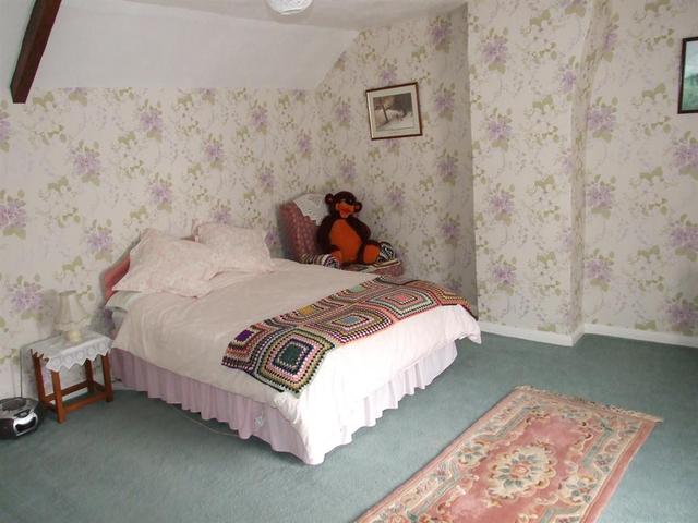 Image of 5 bedroom Cottage for sale in Bridlington Street Hunmanby Filey YO14 at Hunmanby  Hunmanby, YO14 0LW