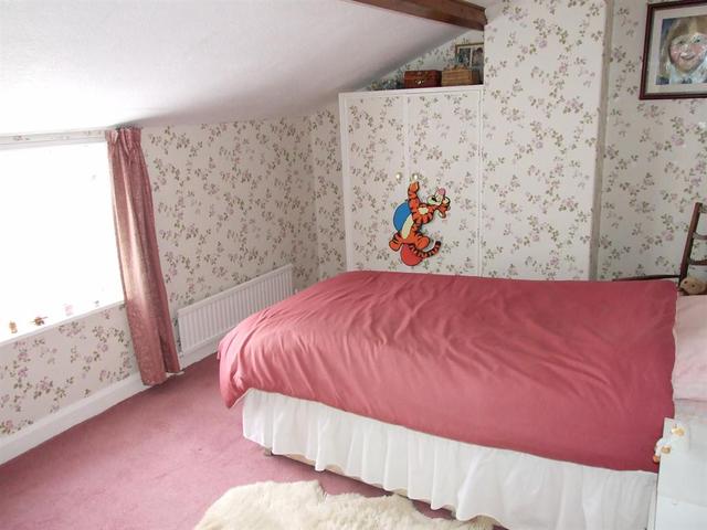  Image of 5 bedroom Cottage for sale in Bridlington Street Hunmanby Filey YO14 at Hunmanby  Hunmanby, YO14 0LW