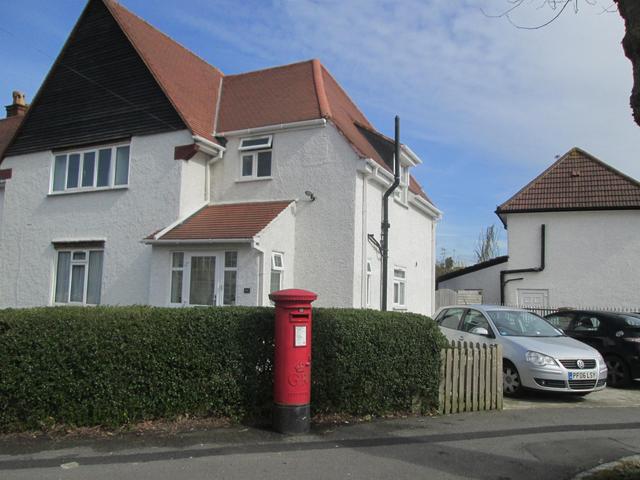  Image of 4 bedroom Semi-Detached house for sale in Central Avenue Hayes UB3 at Hayes Middlesex Hayes, UB3 2BZ