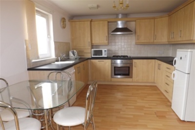  Image of 2 bedroom Flat to rent in Cocklebie Road Stewarton Kilmarnock KA3 at Stewarton East Ayrshire East Ayrshire, KA3 3AR