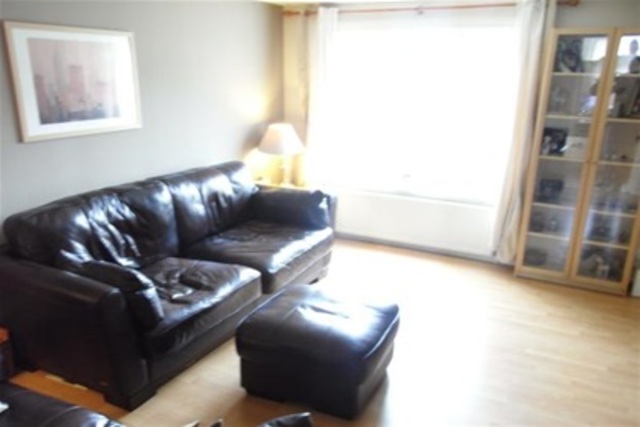  Image of 2 bedroom Terraced house to rent in Laberge Gardens New Stevenston Motherwell ML1 at Holytown North Lanarkshire North Lanarkshire, ML1 4FD