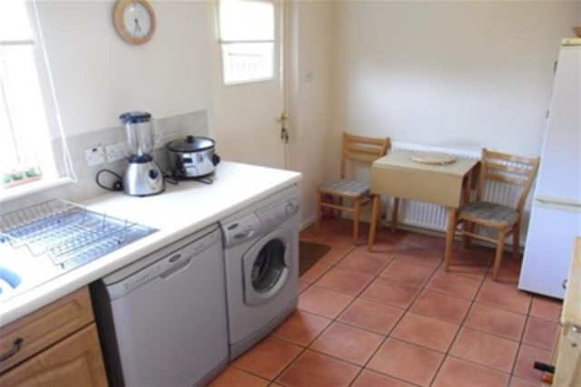  Image of 2 bedroom Terraced house to rent in Laberge Gardens New Stevenston Motherwell ML1 at Holytown North Lanarkshire North Lanarkshire, ML1 4FD