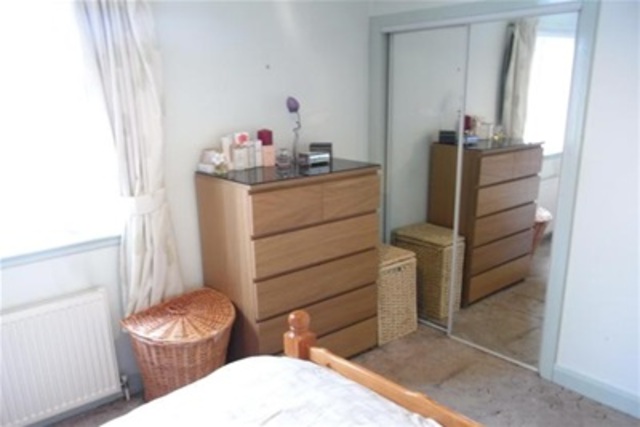  Image of 2 bedroom Terraced house to rent in Laberge Gardens New Stevenston Motherwell ML1 at Holytown North Lanarkshire North Lanarkshire, ML1 4FD