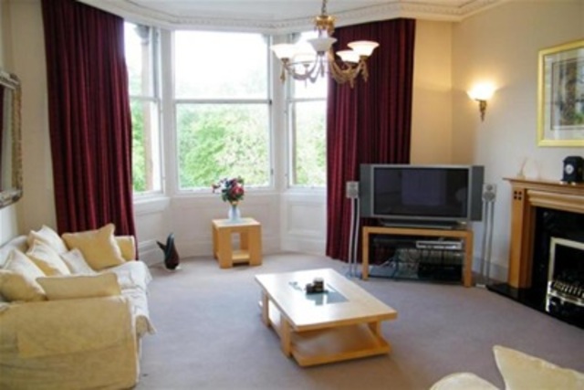  Image of 3 bedroom Flat to rent in Lynedoch Place Glasgow G3 at Park Glasgow Glasgow, G3 6AB