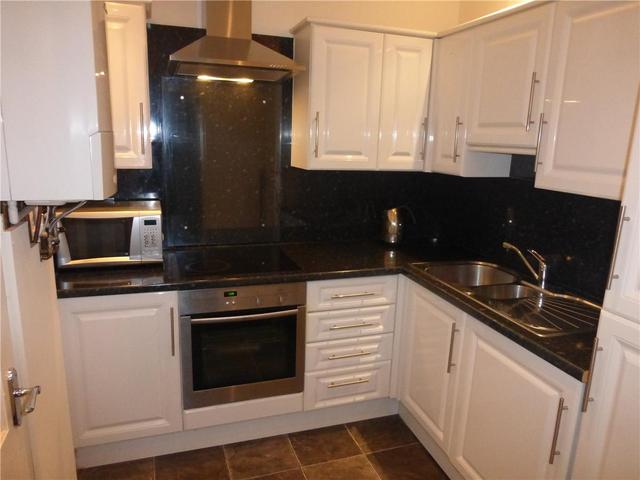  Image of 2 bedroom Flat to rent in Millar Crescent Edinburgh EH10 at Morningside Edinburgh Edinburgh, EH10 5HH