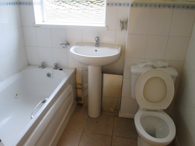  Image of 2 bedroom Flat to rent in Park Road North Aston Birmingham B6 at Park Road North Aston Birmingham, B6 5UJ