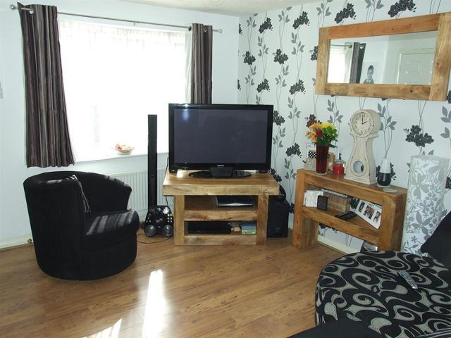  Image of 3 bedroom Terraced house for sale in Pasture Crescent Filey YO14 at Filey  Filey, YO14 0EZ