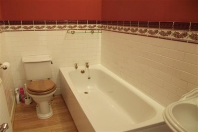  Image of 2 bedroom Flat to rent in White Street Glasgow G11 at Partick Glasgow Glasgow, G11 5EB