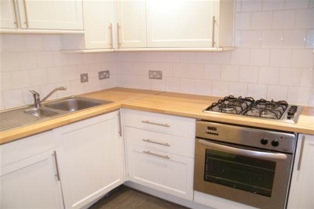  Image of 2 bedroom Flat to rent in White Street Glasgow G11 at Partick Glasgow Glasgow, G11 5EG