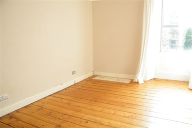  Image of 2 bedroom Flat to rent in White Street Glasgow G11 at Partick Glasgow Glasgow, G11 5EG