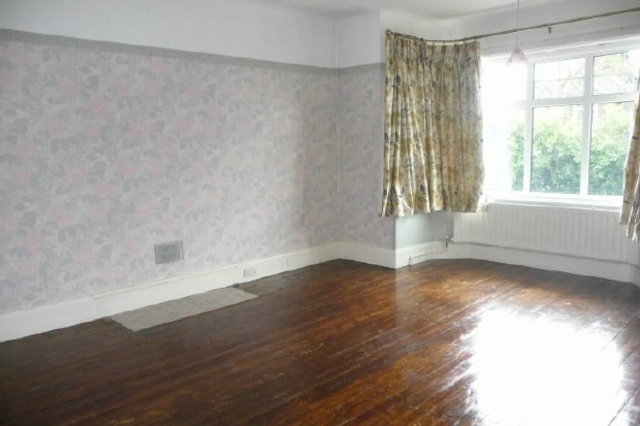  Image of 3 bedroom Detached house to rent in Bassett Crescent West Southampton SO16 at Bassett Crescent West Southampton Not specified, SO16 7DW
