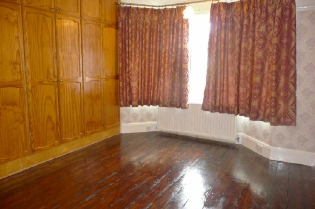  Image of 3 bedroom Detached house to rent in Bassett Crescent West Southampton SO16 at Bassett Crescent West Southampton Not specified, SO16 7DW