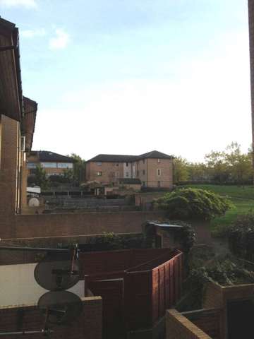  Image of 1 bedroom Flat to rent in Bramble Avenue Conniburrow Milton Keynes MK14 at Bramble Avenue Conniburrow Milton Keynes, MK14 7AN
