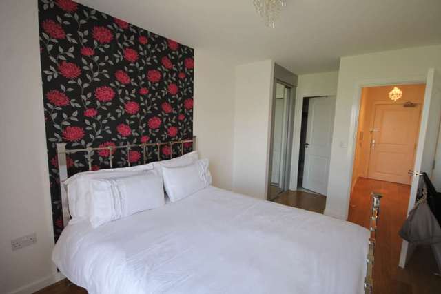  Image of 2 bedroom Apartment to rent in Clydesdale Way Belvedere DA17 at Clydesdale Way  Belvedere, DA17 6FB
