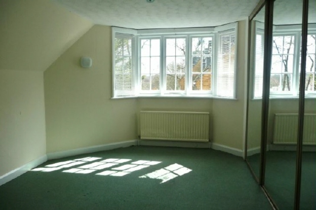  Image of 2 bedroom Detached house to rent in Coxford Road Southampton SO16 at Southampton Hampshire Not specified, SO16 5LL