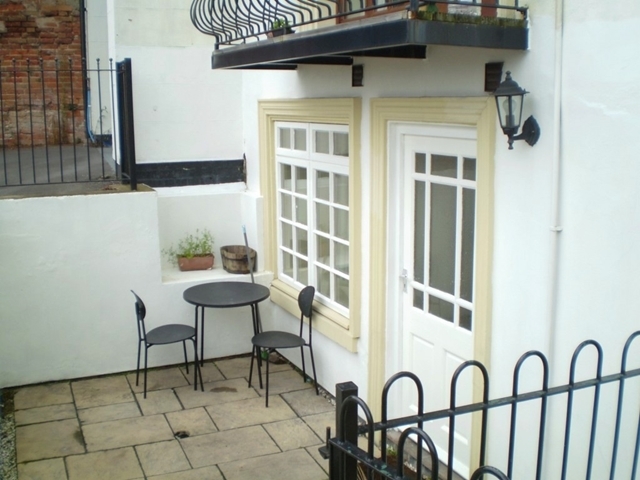  Image of 1 bedroom Flat to rent in The Ropewalk Nottingham NG1 at The Ropewalk  Notttingham, NG1 5DT