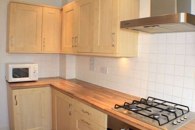  Image of 2 bedroom Semi-Detached house to rent in Goodworth Road Redhill RH1 at Goodworth Road  Redhill, RH1 1TE