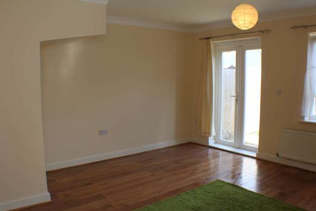  Image of 2 bedroom Semi-Detached house to rent in Goodworth Road Redhill RH1 at Goodworth Road  Redhill, RH1 1TE