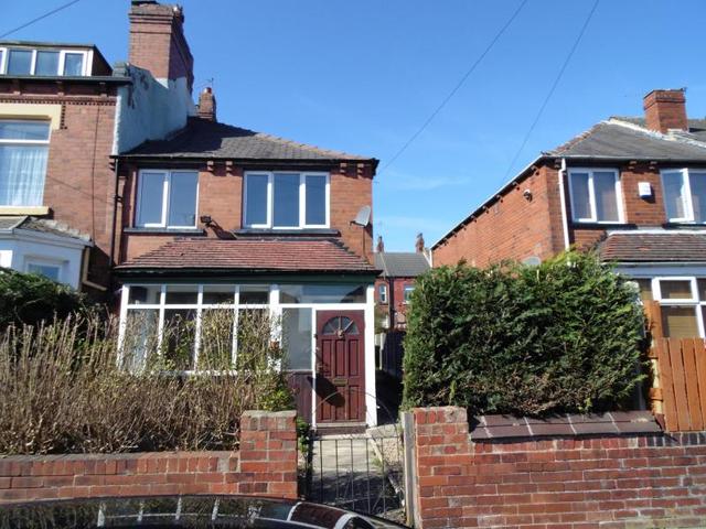  Image of 3 bedroom Terraced house for sale in Grovehall Drive Beeston Leeds LS11 at Grovehall Drive Beeston Beeston, LS11 7LL