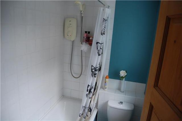 Image of 2 bedroom Terraced house to rent in Hungerford Street Cheltenham GL50 at Gloucestershire, GL50 4HN