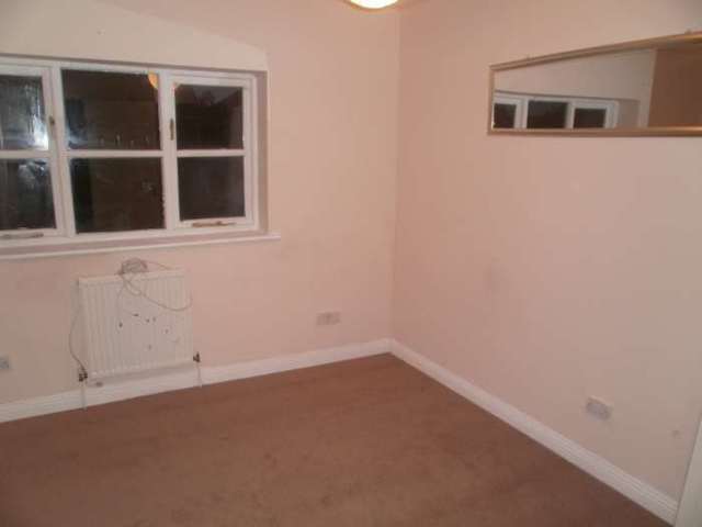  Image of 2 bedroom Terraced house to rent in Wanderer Drive Barking IG11 at Wanderer Dr  Barking, IG11 0XJ