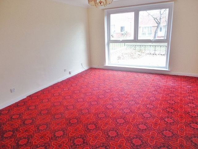  Image of 3 bedroom Terraced house for sale in Sunnyside Court Alloa FK10 at Sunnyside Court  Alloa, FK10 2AG