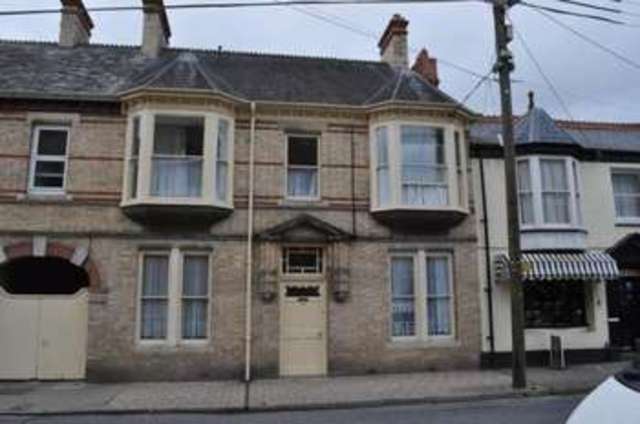 Image of 3 bedroom Flat to rent in South Street South Molton EX36 at South Street  South Molton, EX36 4AG
