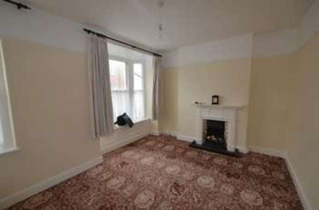  Image of 3 bedroom Flat to rent in South Street South Molton EX36 at South Street  South Molton, EX36 4AG