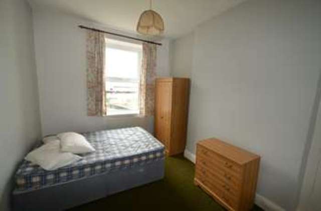  Image of 3 bedroom Flat to rent in South Street South Molton EX36 at South Street  South Molton, EX36 4AG