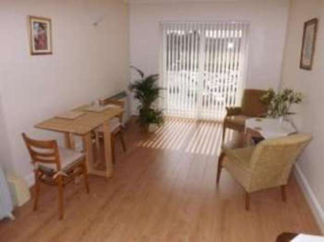  Image of 1 bedroom Retirement Property for sale in Upper High Street Epsom KT17 at Epsom  Epsom, KT17 4QJ