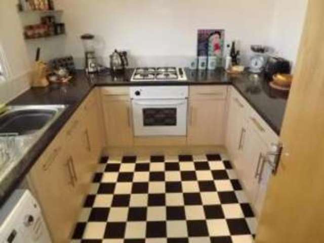  Image of 2 bedroom Flat for sale in London Road Portsmouth PO2 at 373 London Road Portsmouth North End, PO2 9HJ