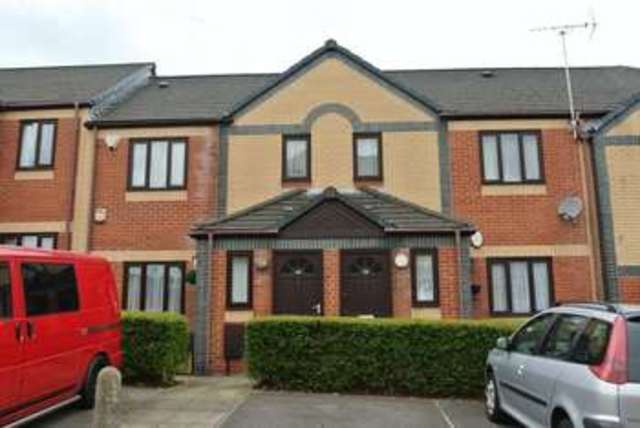  Image of 2 bedroom Flat to rent in Loughman Close Kingswood Bristol BS15 at Loughman Close Kingswood Bristol, BS15 4BZ