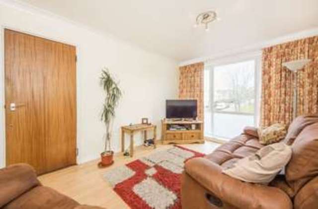  Image of 4 bedroom Terraced house for sale in Craigmount Avenue North Edinburgh EH4 at Craigmount Avenue North Corstorphine Edinburgh, EH4 8DT